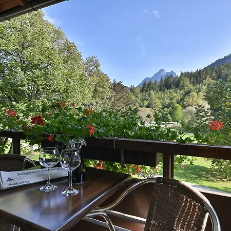 Ruchti - Zeit Fuer Mich ホテル フュッセン